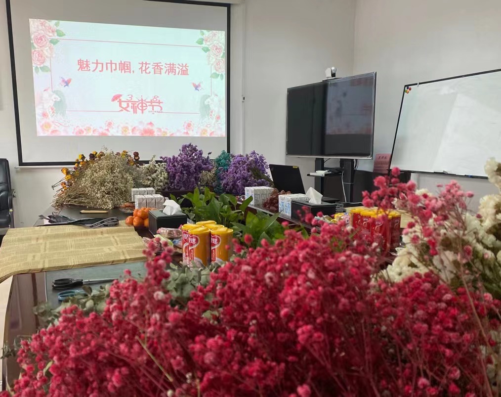 时搏体育（中国）官方网站-SHIBO SPORTS
,宏明日望,株洲电子科技,湖南电容器,株洲电容器,电容器