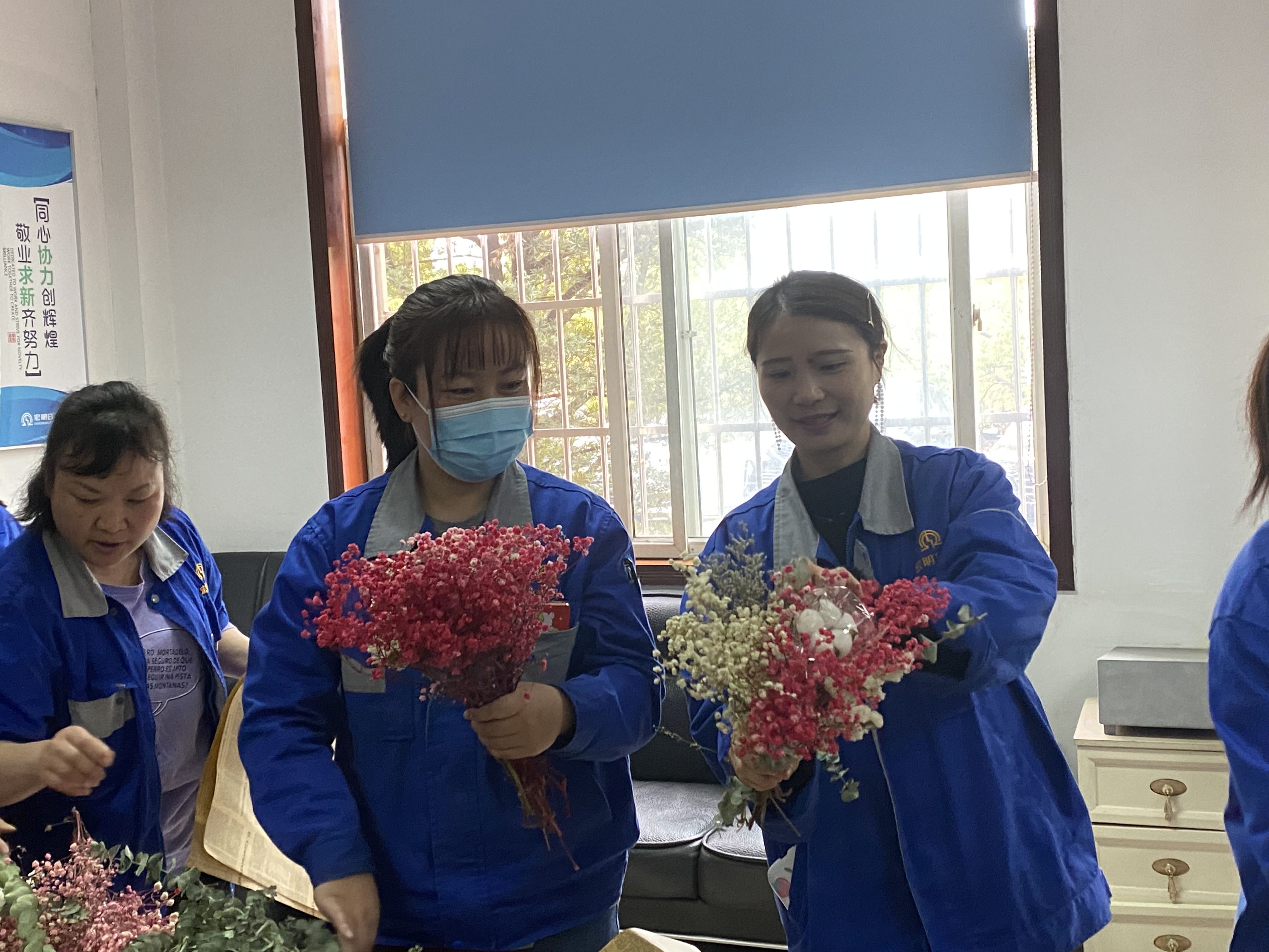 时搏体育（中国）官方网站-SHIBO SPORTS
,宏明日望,株洲电子科技,湖南电容器,株洲电容器,电容器