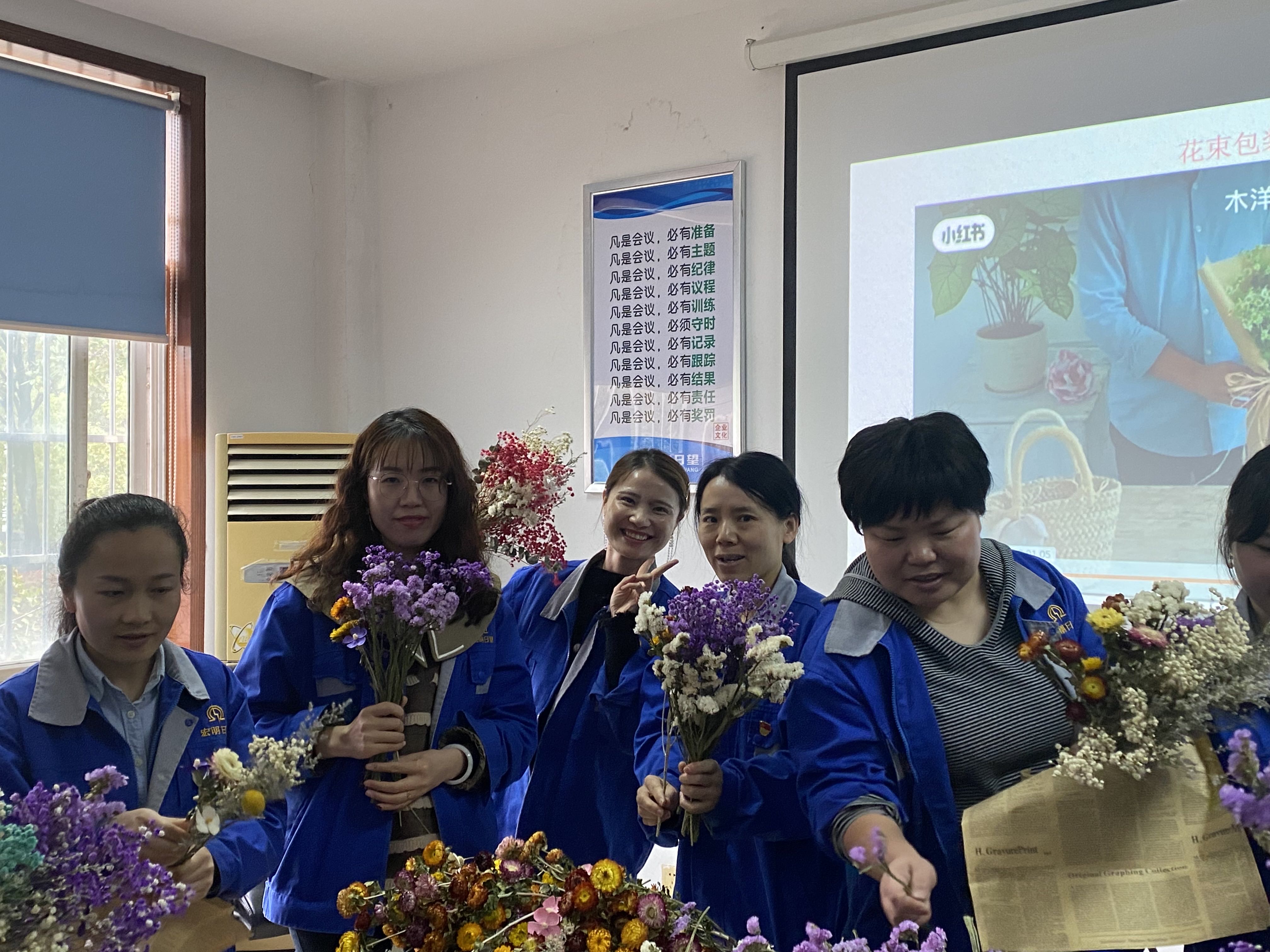 时搏体育（中国）官方网站-SHIBO SPORTS
,宏明日望,株洲电子科技,湖南电容器,株洲电容器,电容器